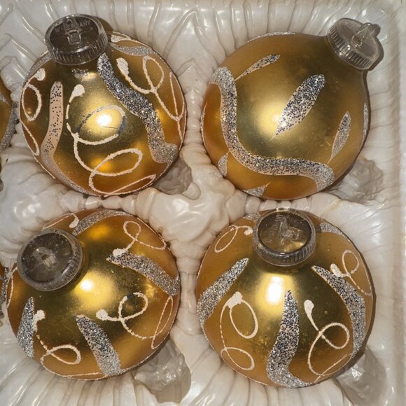6 Vtg Lanissa Glass Christmas Ornaments Gold, Box, 3" - Picture 3 of 8